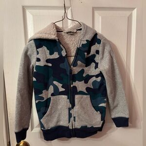 SZ 7Lands' End kids Gray and Blue Camo Hoodie shepra lined Thick good shape!